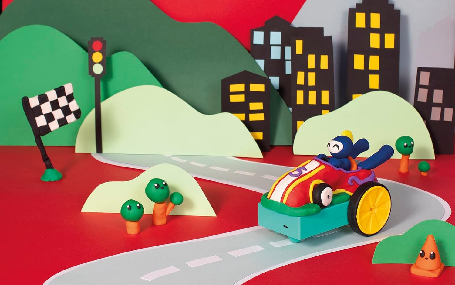 Kit Racing JOVITECH Crazy Cars Jovi en plastilina 330gr avec 3 modeleurs, batterie et roues JT101 – Image 4