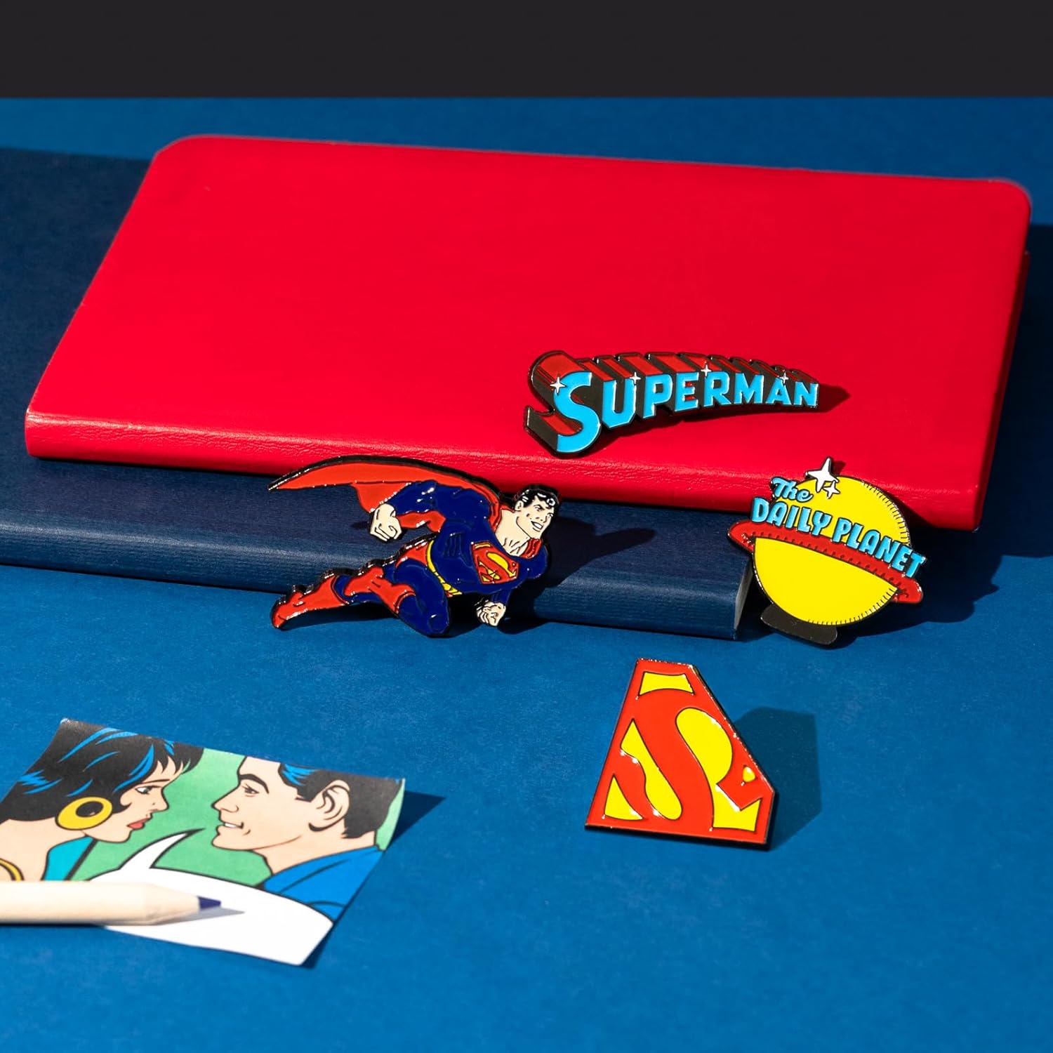 Pack de 4 pins Superman style vintage – Image 3