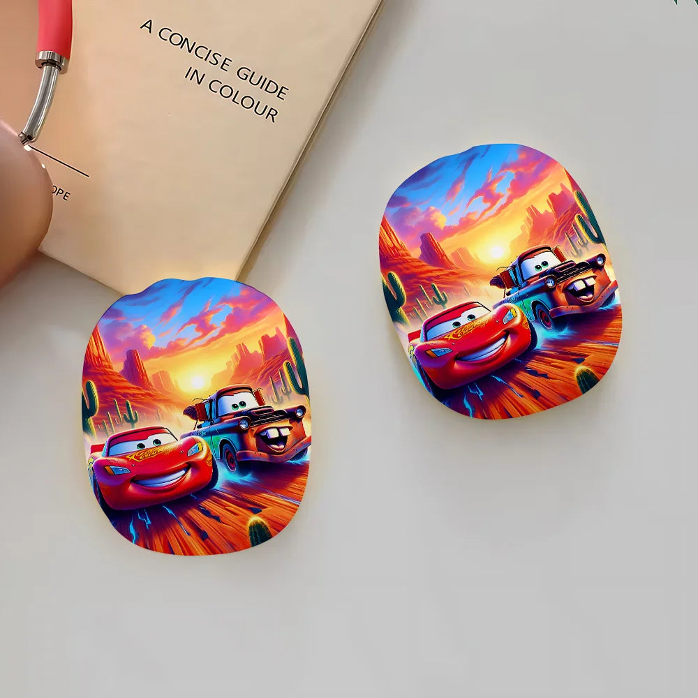 Coque AirPods Max Cars avec Martin et McQueen