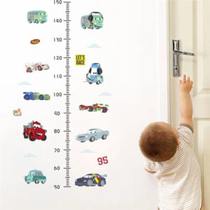 Sticker mural Cars avec échelle de croissance