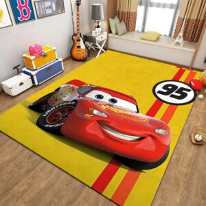 Tapis Cars jaune avec Flash McQueen