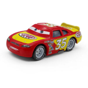 Kevin Racingtire, voiture Piston Cup No.35 de Cars 3